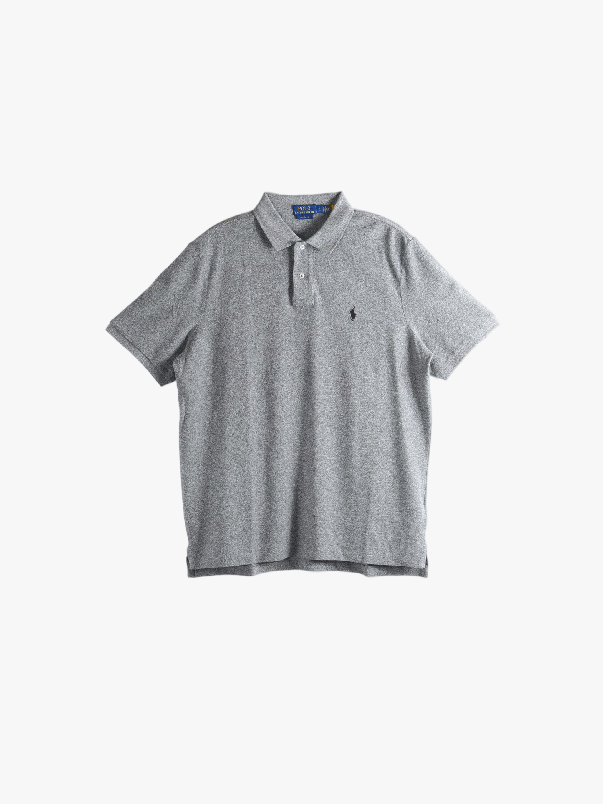 Grey t-shirt, front view