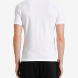 White t-shirt, full body view