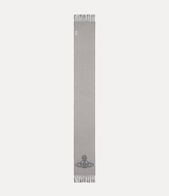 Grey scarf, front view