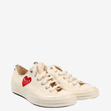 COMME DES GARCONS PLAY X CONVERSE - Chuck Taylor 70 Small Red Heart Low Top Sneakers