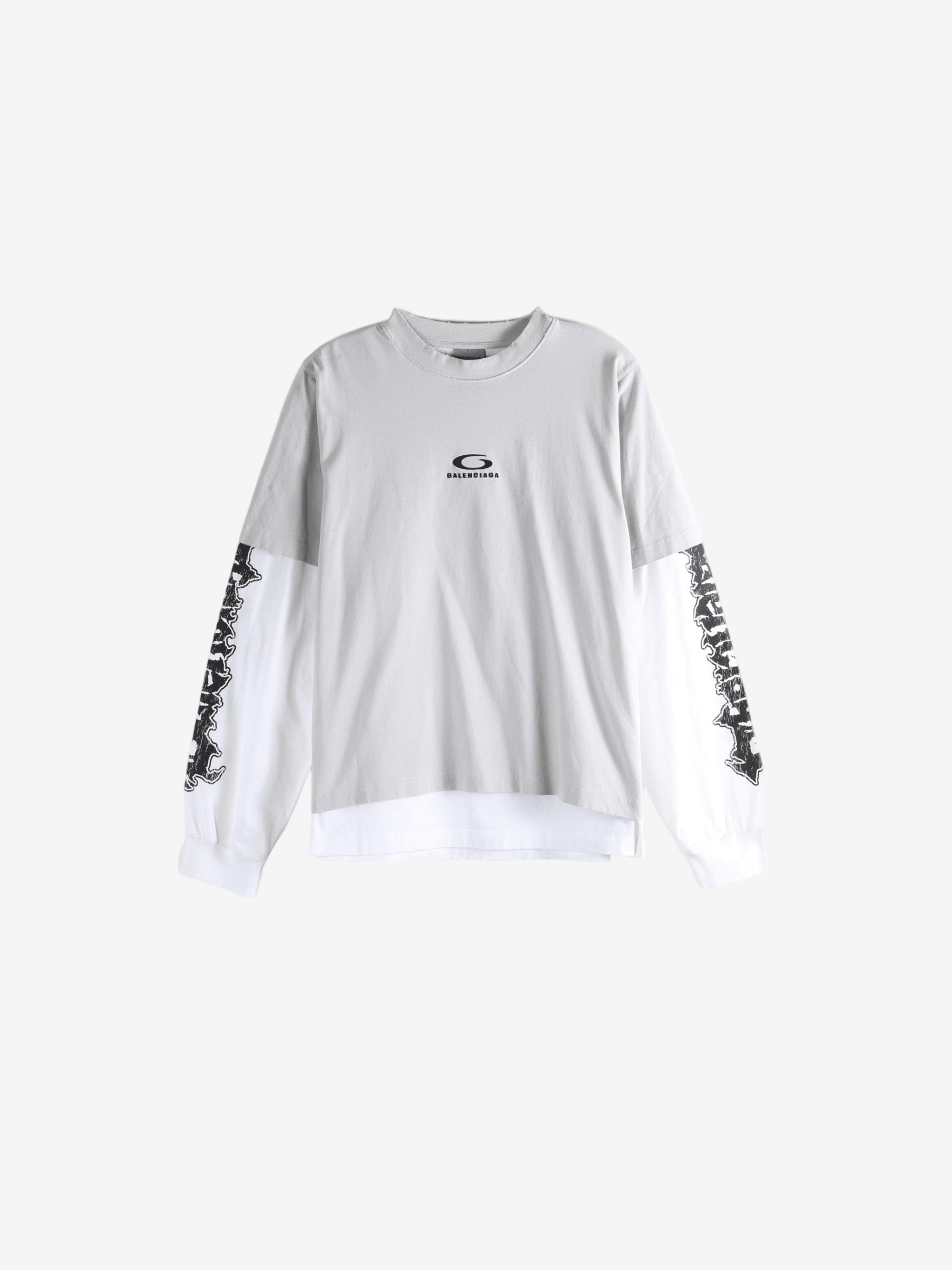 White shirt, front view
