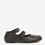 Black shoes, front view