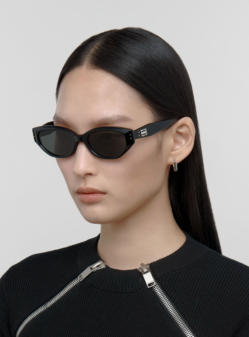 GENTLE MONSTER ROCOCO 01 Sunglasses – Atelier New York