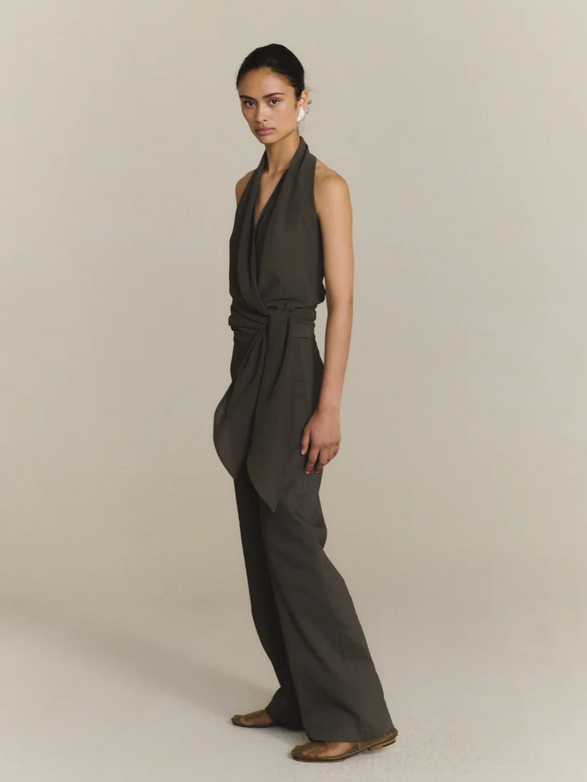 Grey top worn by a person, showing the top's fit
