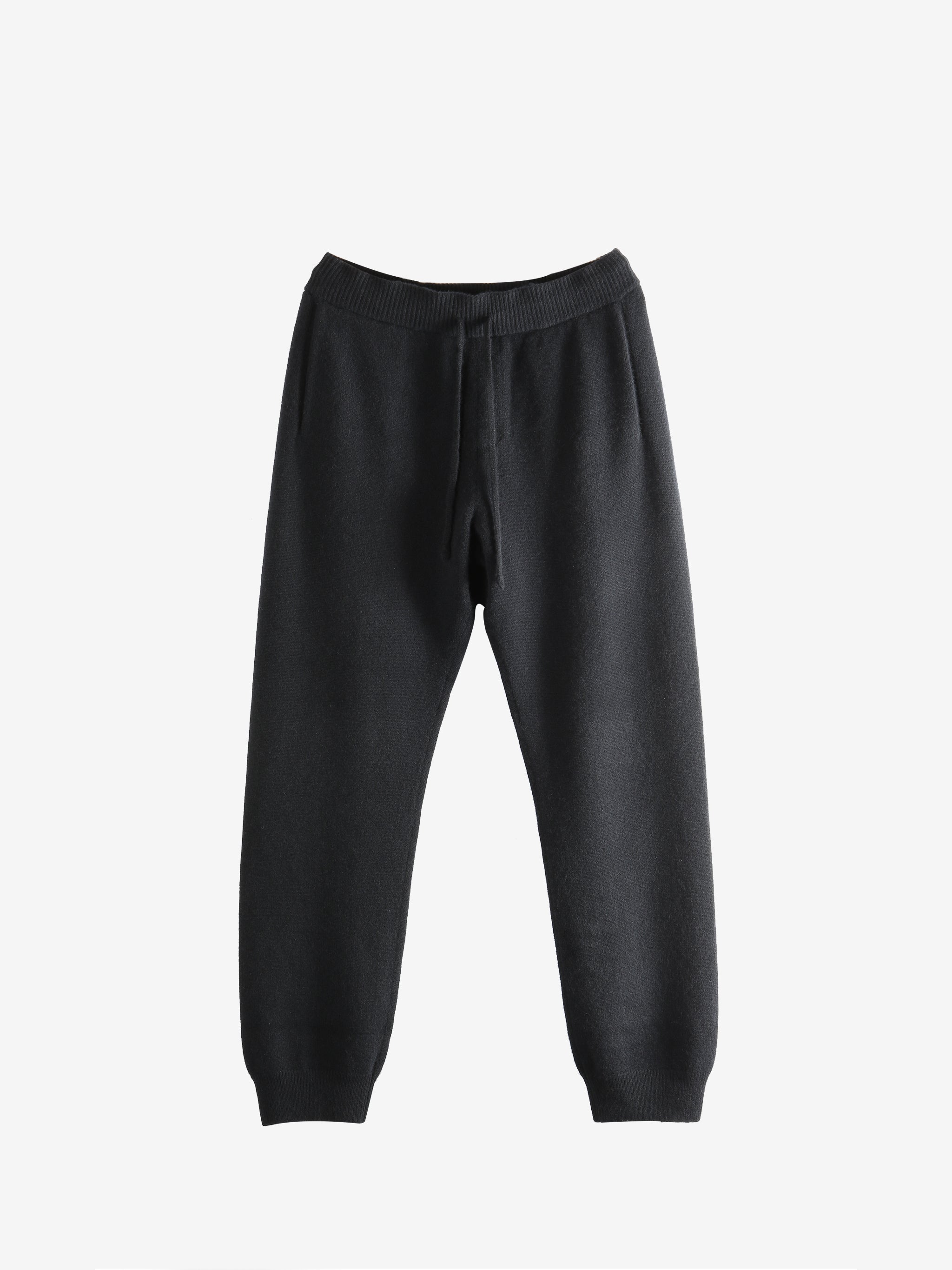 Black pants,front view