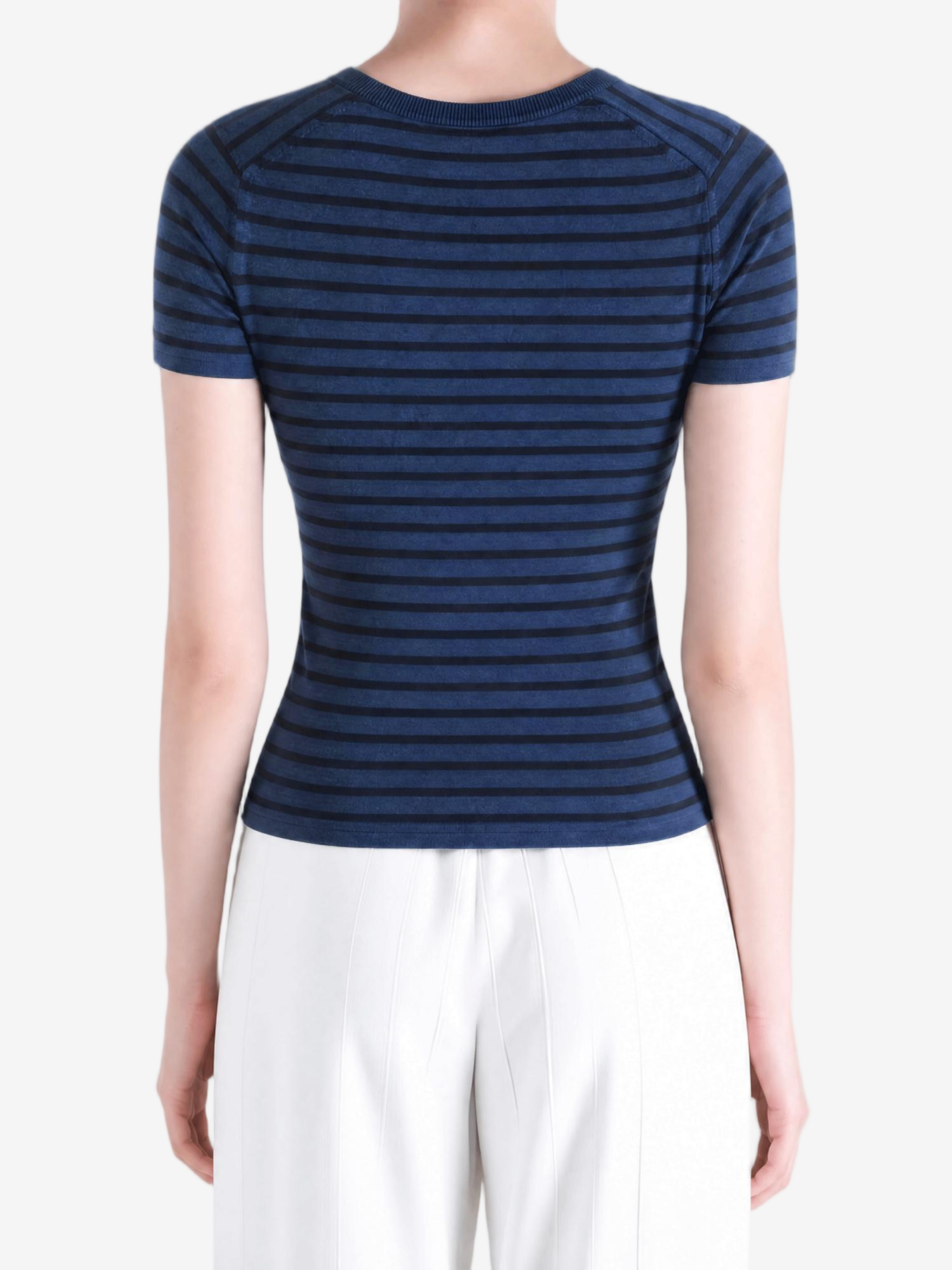 Blue t-shirt worn by a person, showing the t-shirt's fit