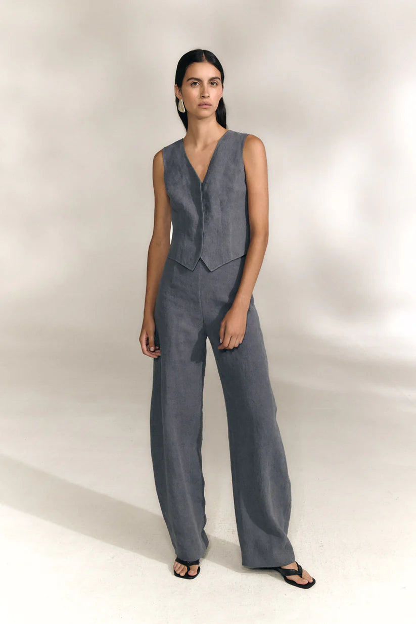 Blue pants, full body view