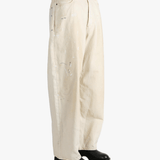 White pants, side view