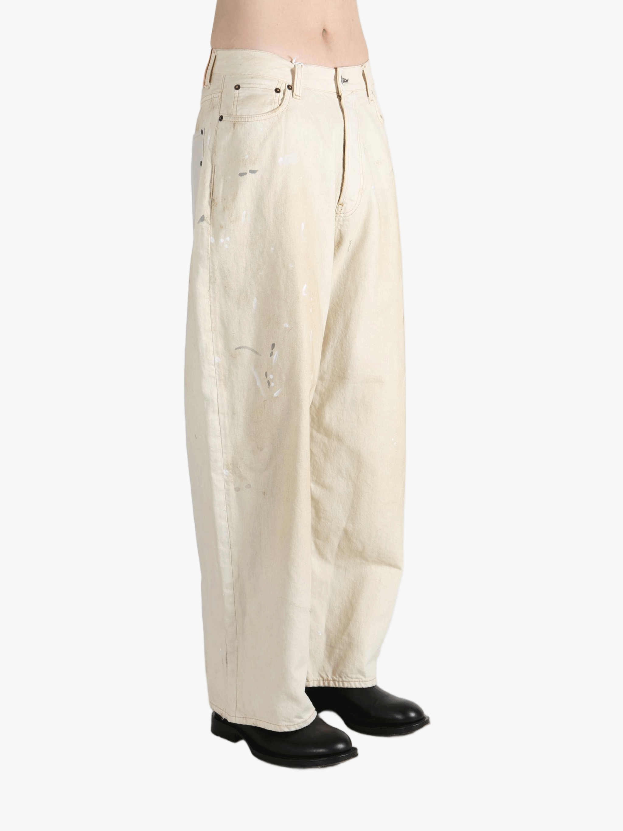 White pants, side view