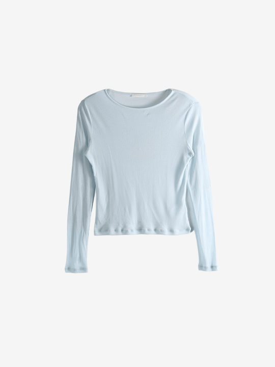 Blue shirt, front view