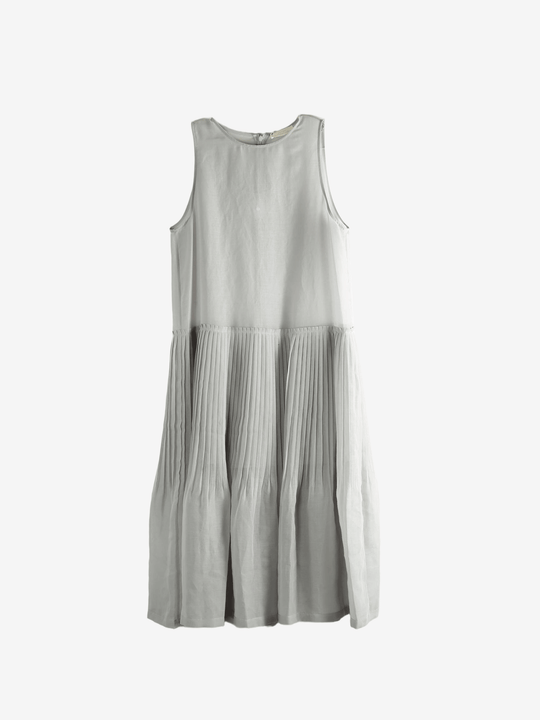 Gray skirt,front view