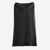 Black skirt, front view