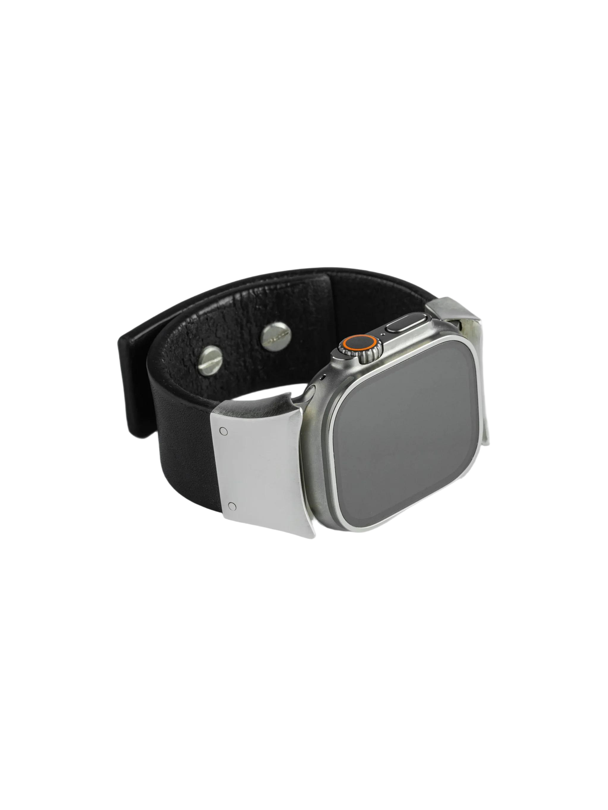 Grey accessories, front view