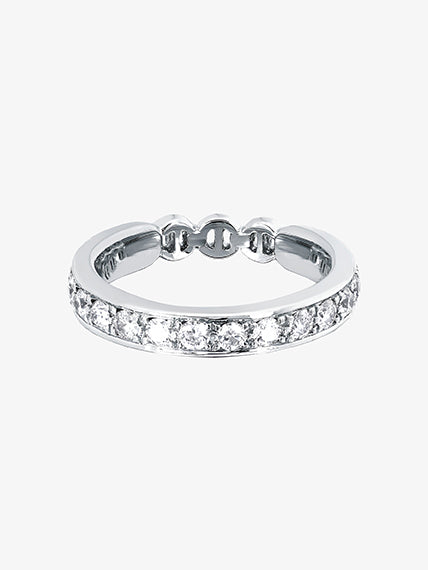 Front view of Americana diamond band in 925 sterling silver featuring TRI-LINK link detail and pavé diamonds.