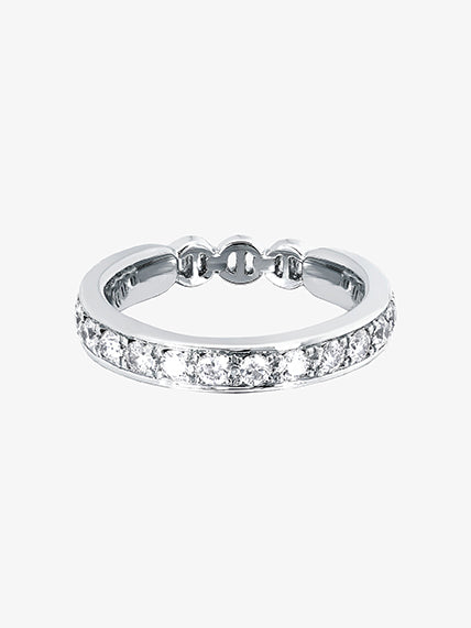 Front view of Americana diamond band in 925 sterling silver featuring TRI-LINK link detail and pavé diamonds.