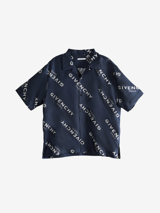 Navy shirt,front view