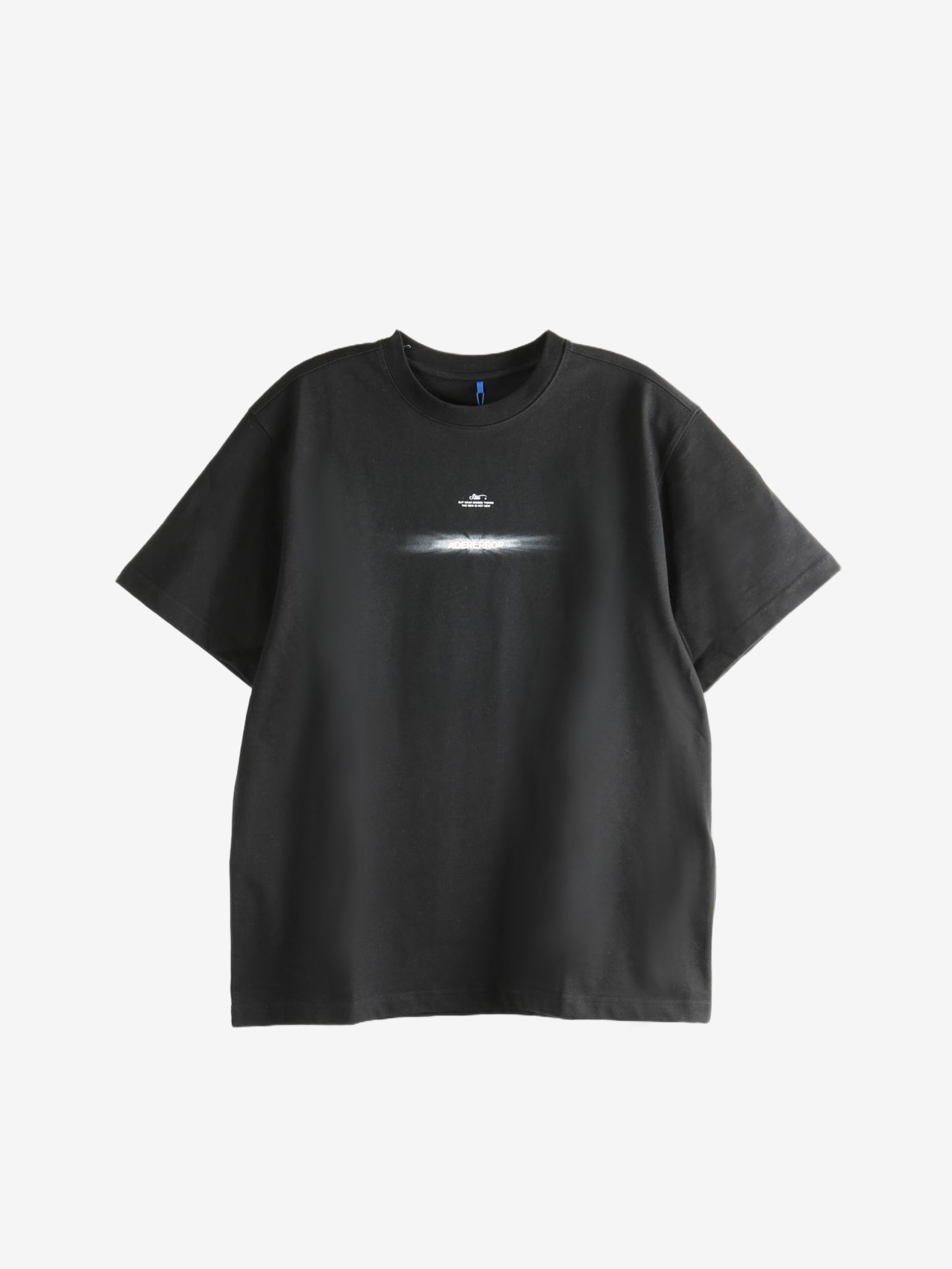 Black t-shirt,front view