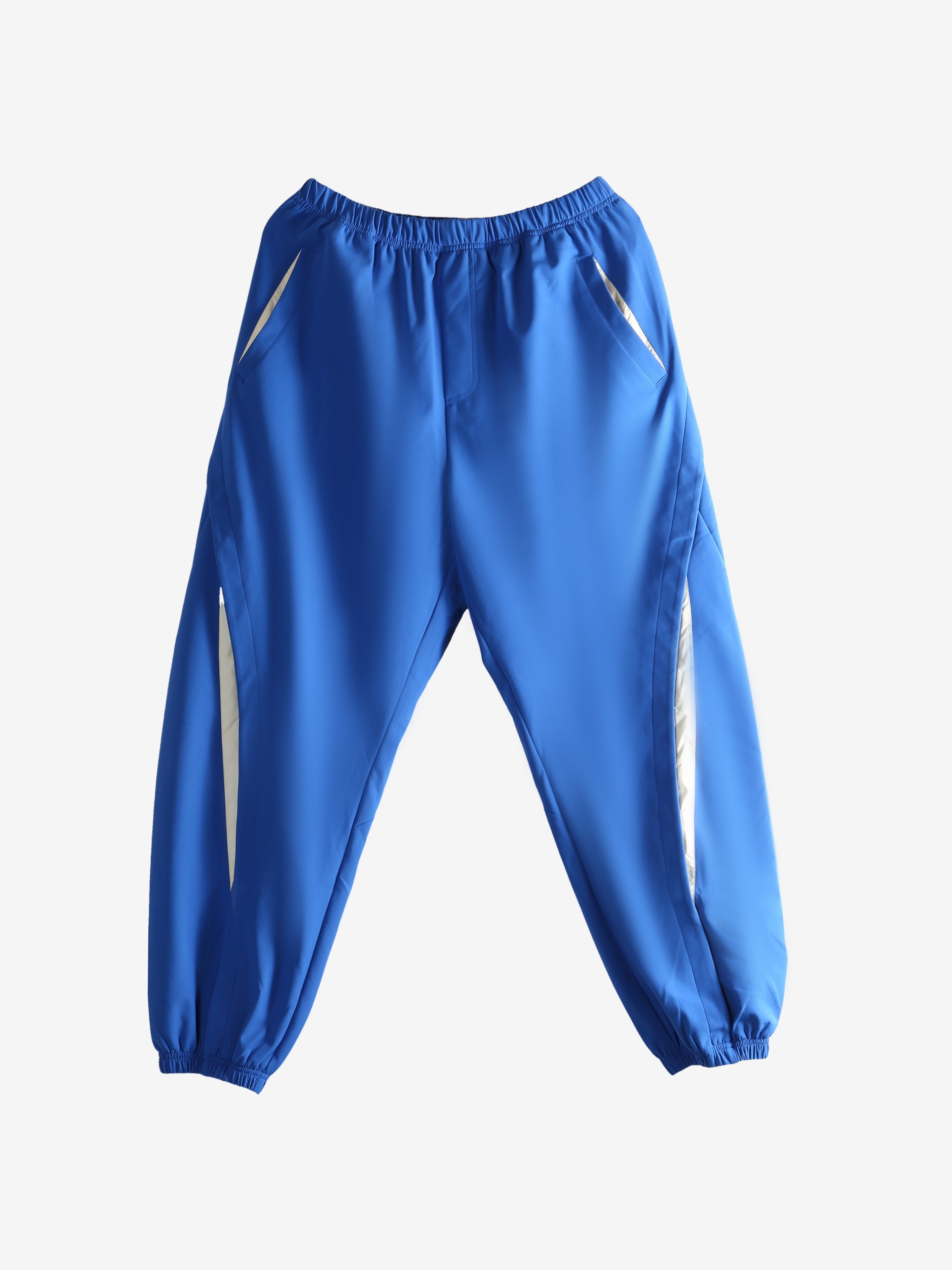 Blue pants,front view