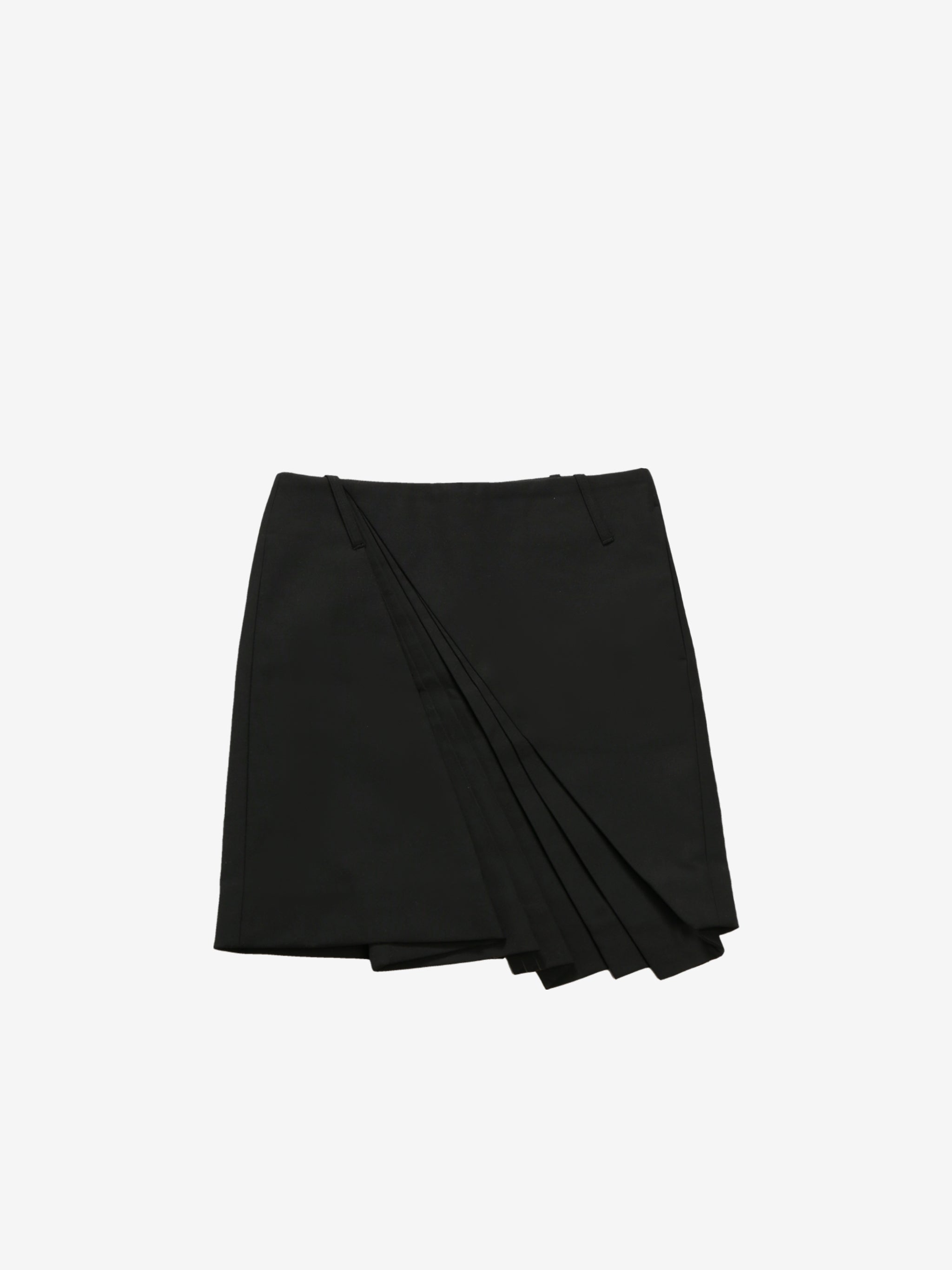 Black skirt, front view