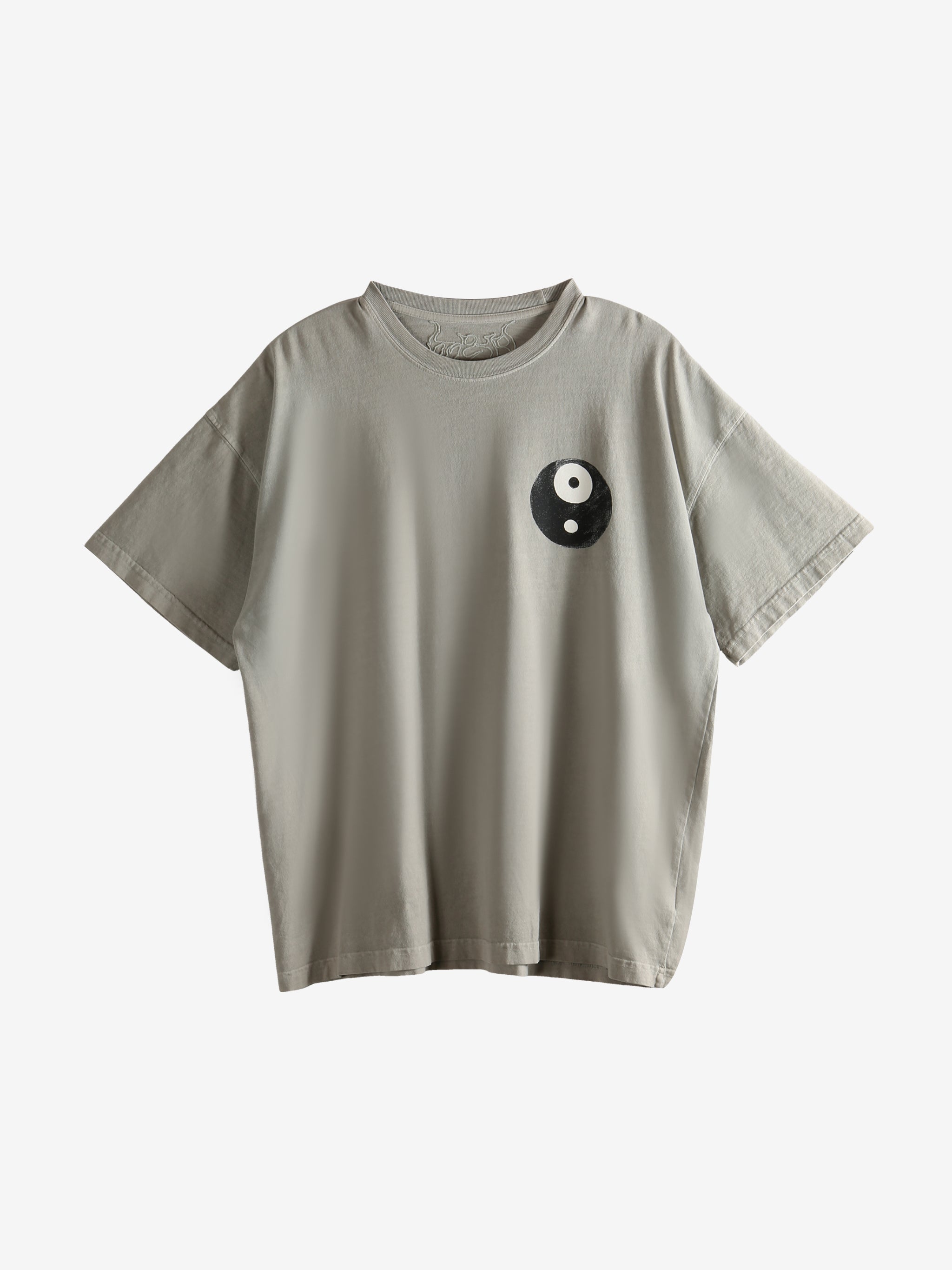 Gray t-shirt, front view