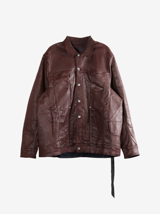 Red jacket, front view