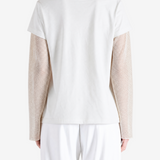 White t-shirt, full body view