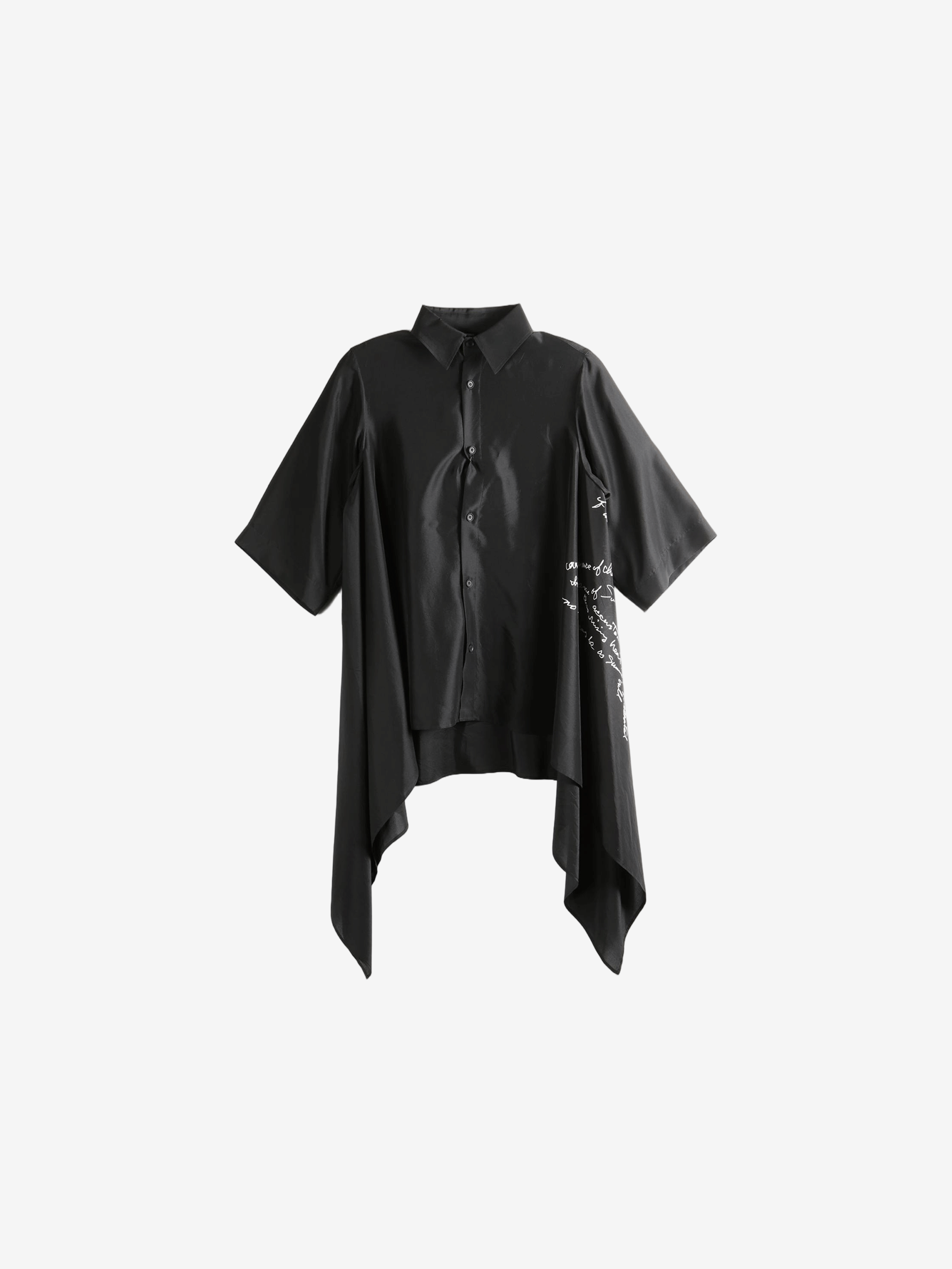 Black shirt,front view