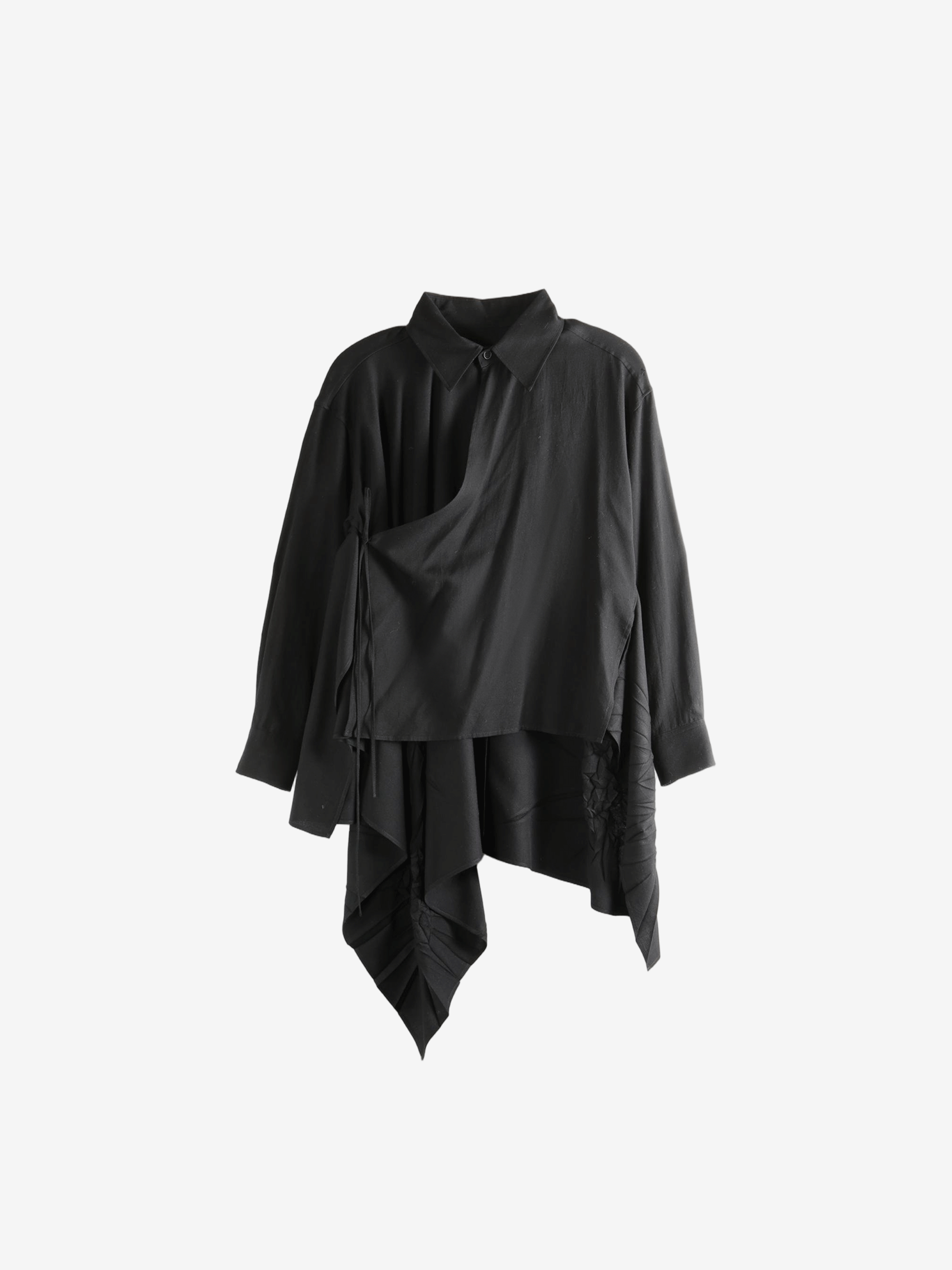 Black shirt,front view