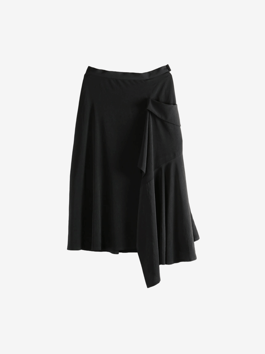 Black skirt, front view