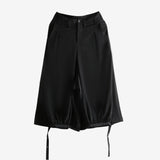 Black pants,front view