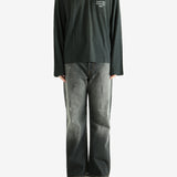 Black long-sleeve shirt,full body view