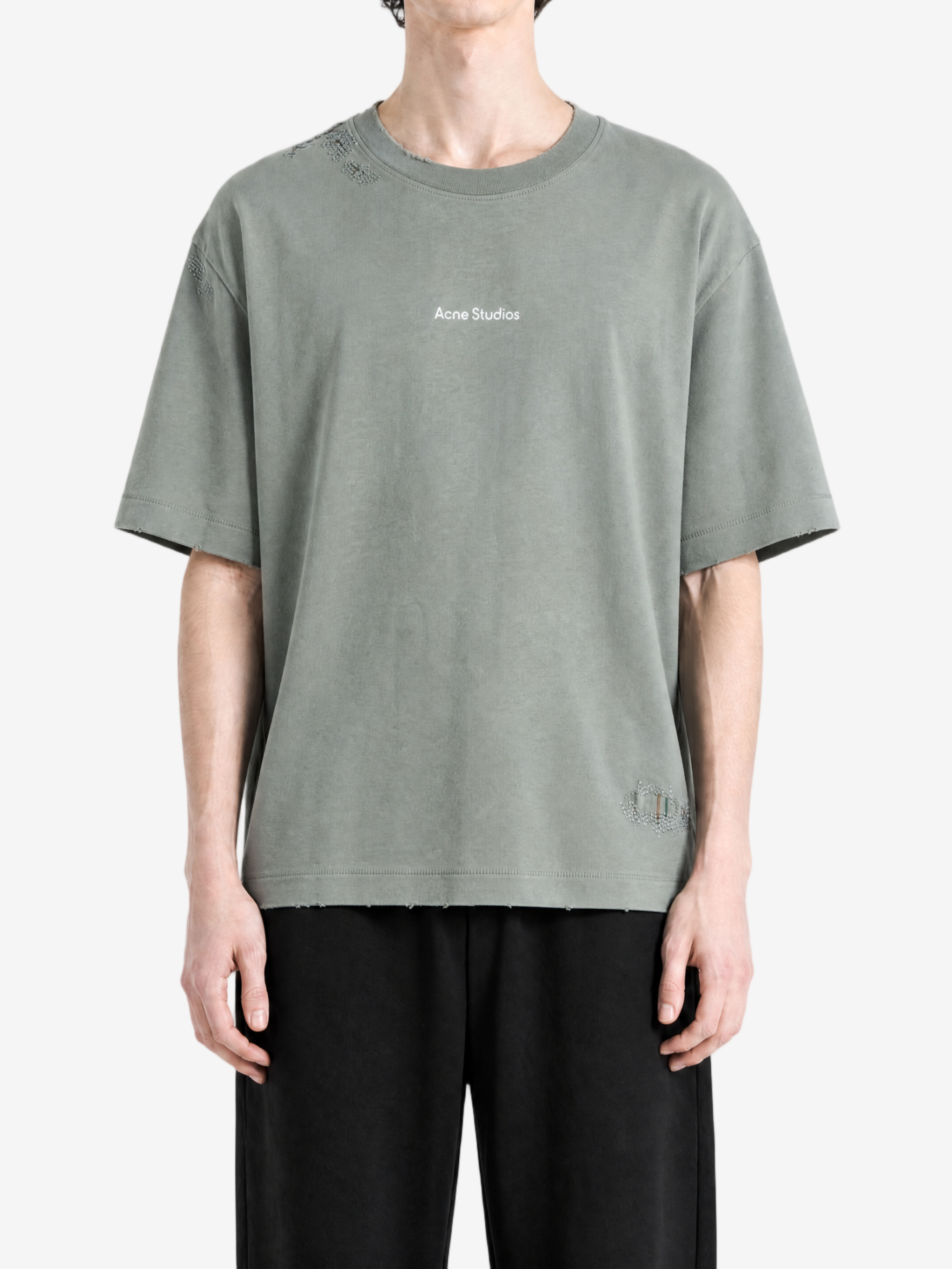 Green t-shirt, full body view