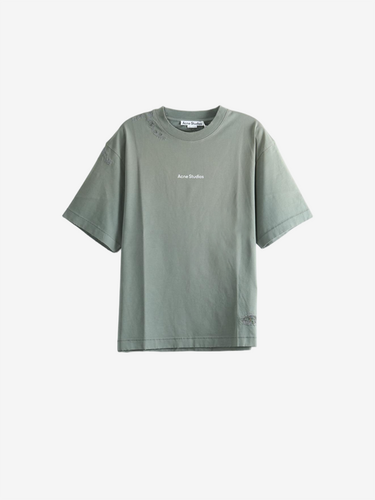 Green t-shirt, front view