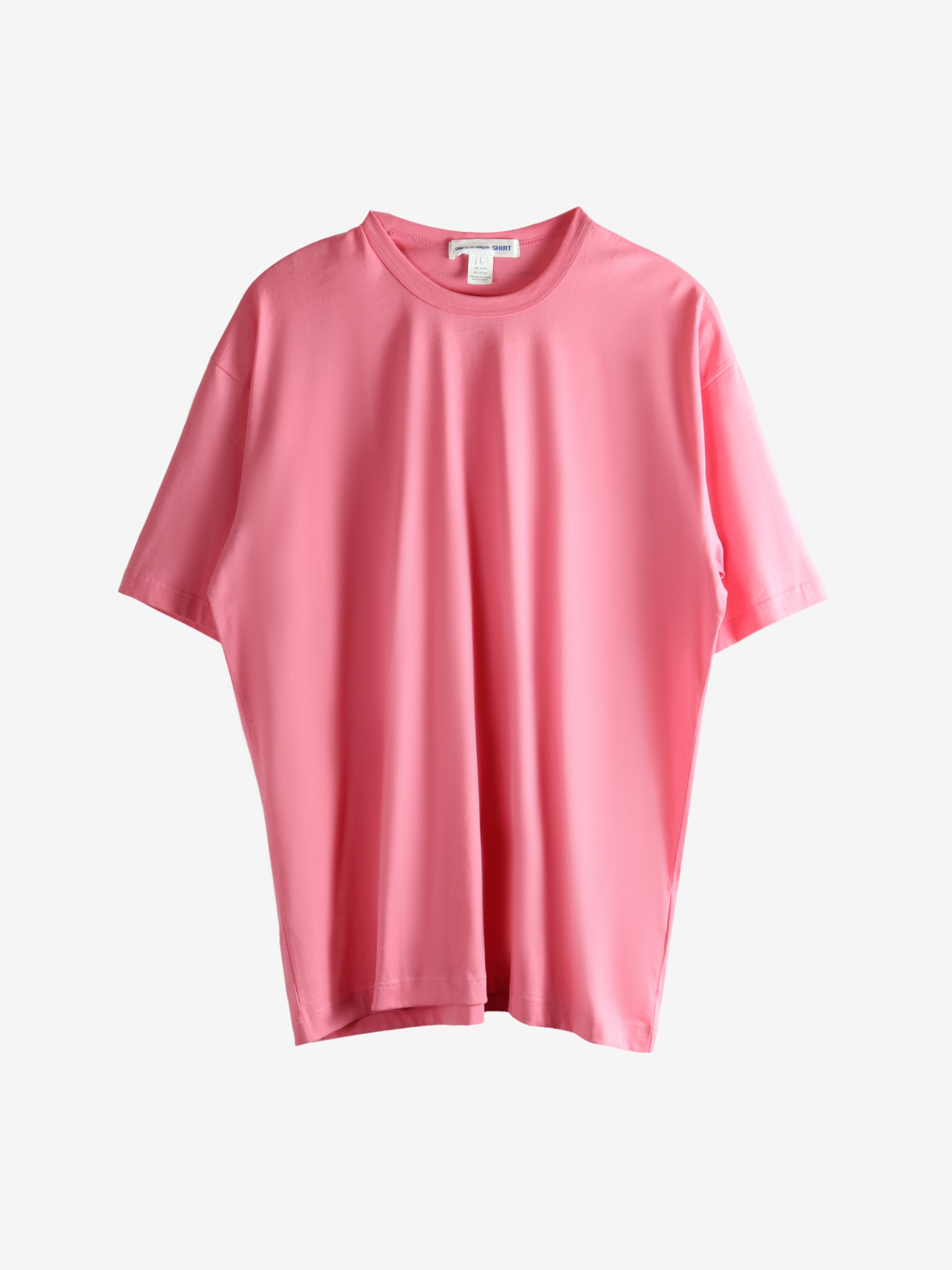 Pink t-shirt, front view