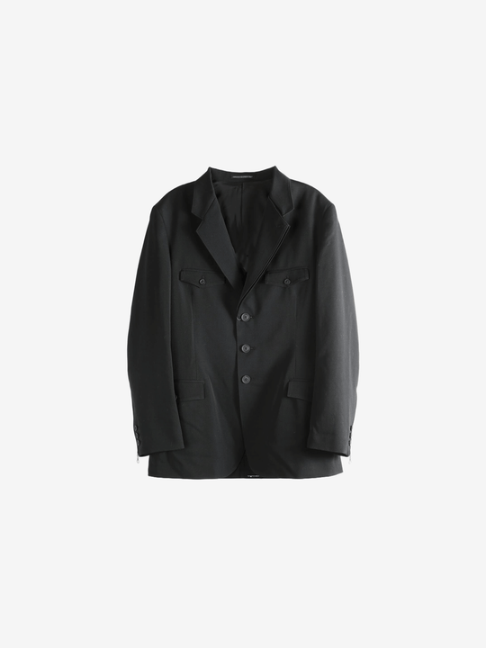 Black jacket,front view