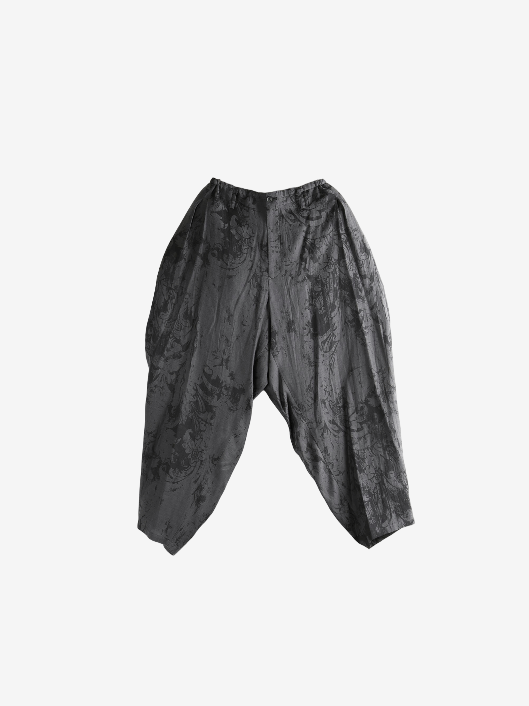 Black pants, full view