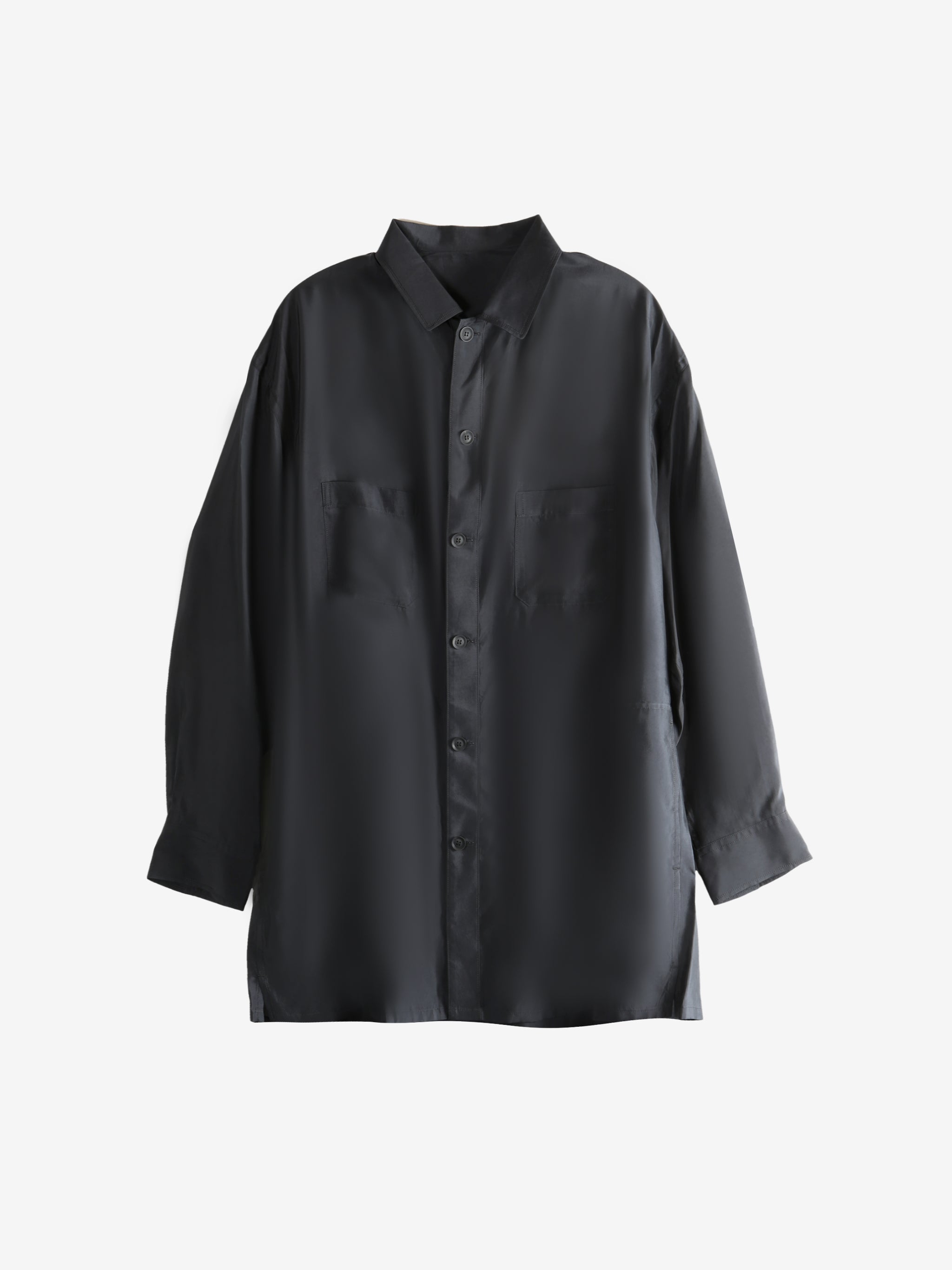 Black shirt, front view