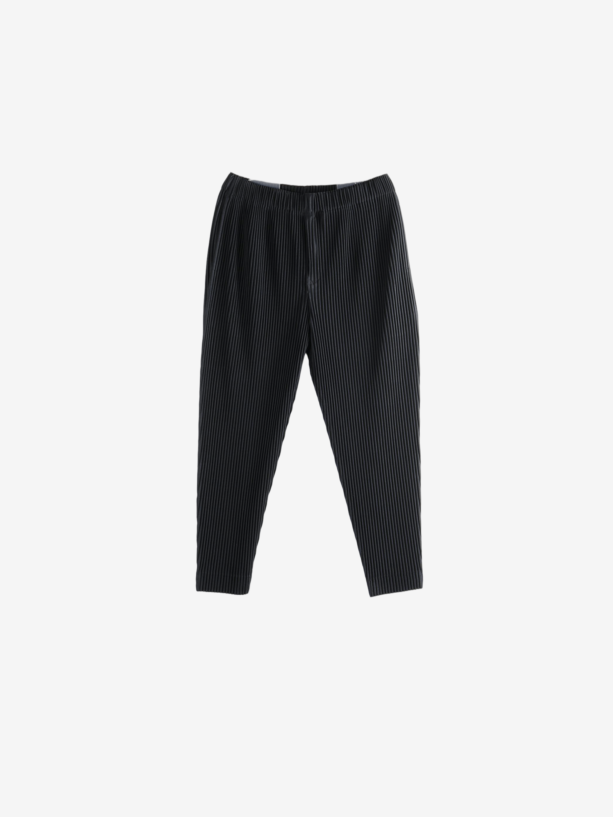 Black pant, front view