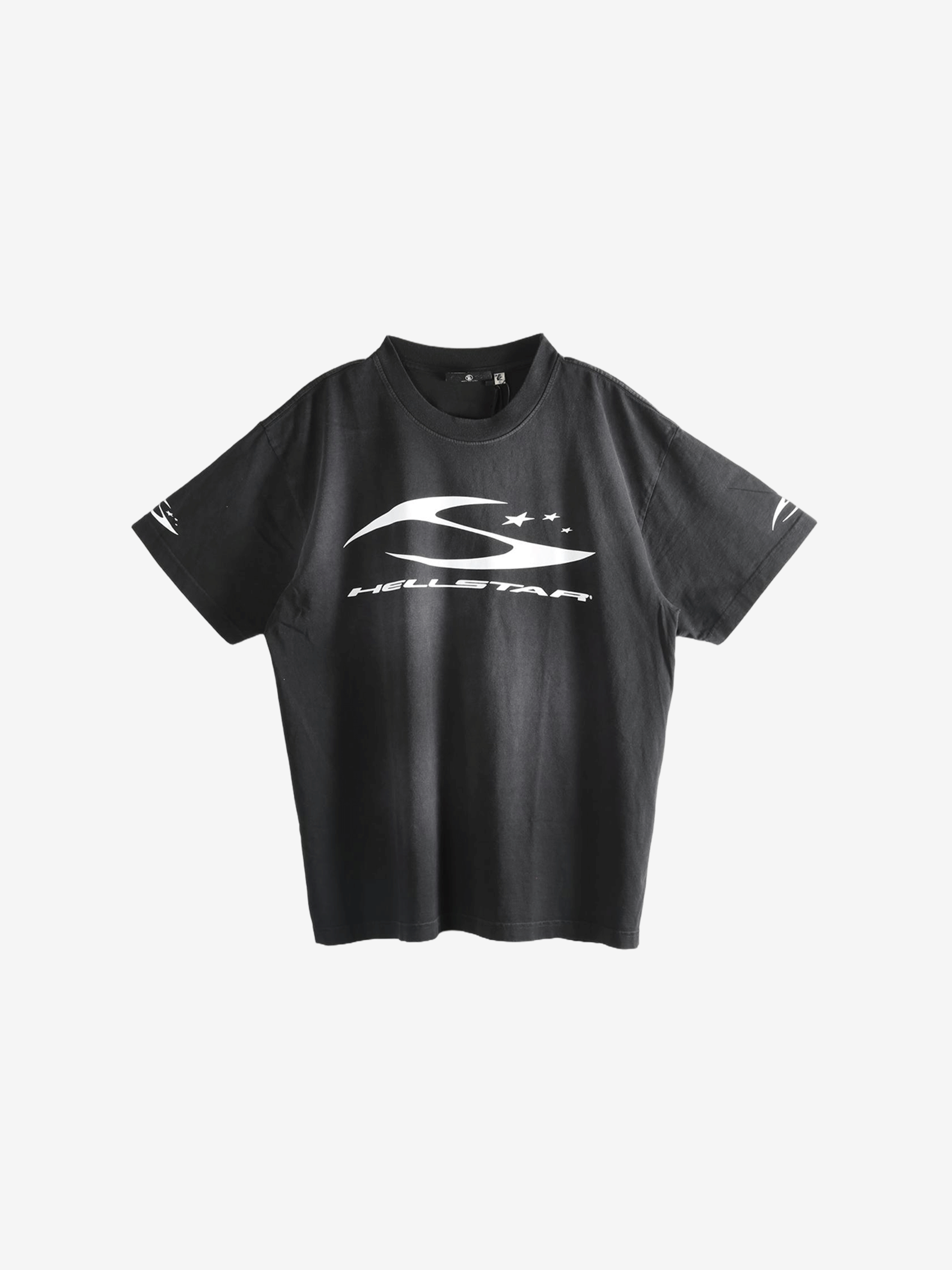 Black t-shirt,front view