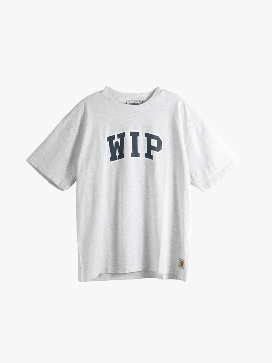 Grey t-shirt, front view