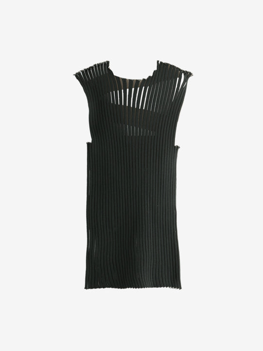 Black top,front view