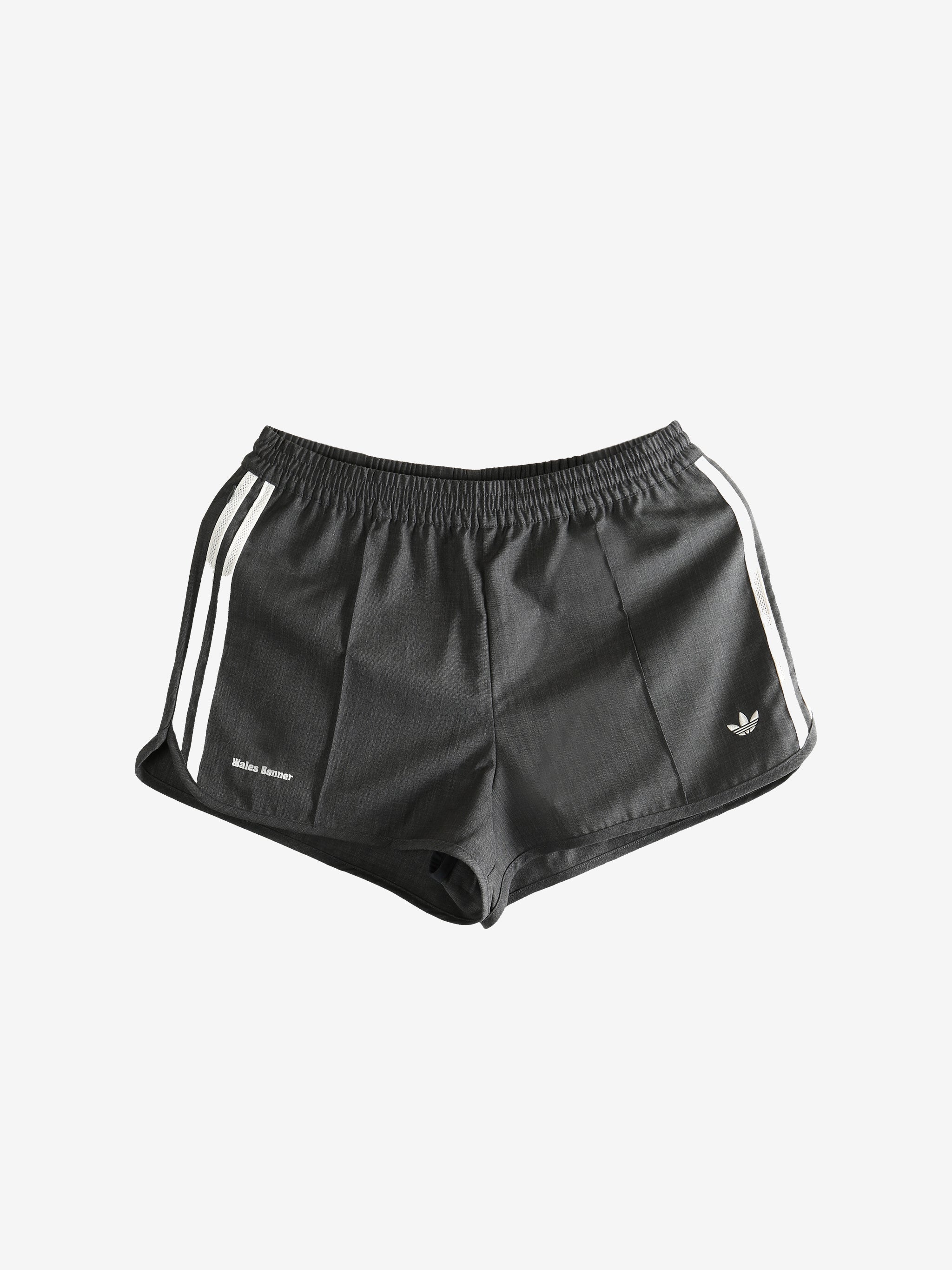 Black shorts,front view