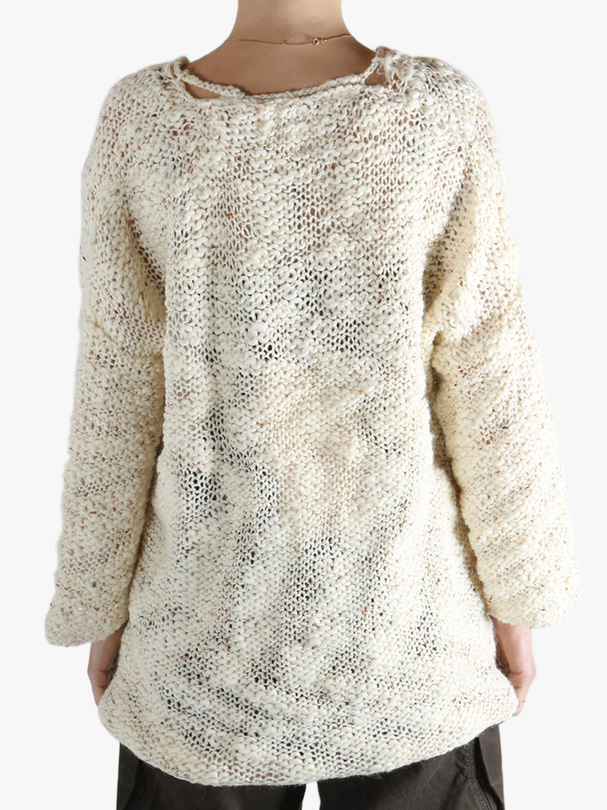 White tops worn by a person, showing the tops fit