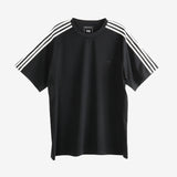 Black t-shirt, front view