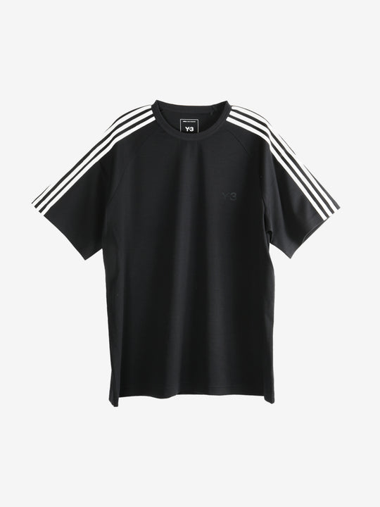 Black t-shirt, front view