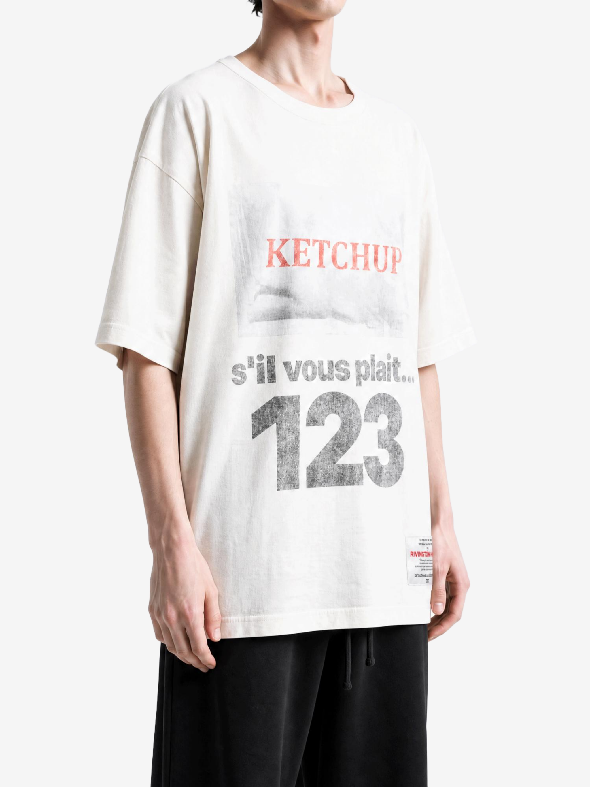 White t-shirt, full body view