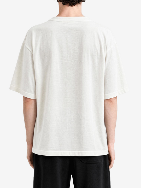 White t-shirt, full body view