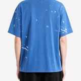 Blue t-shirt, full body view