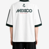 White t-shirt, full body view