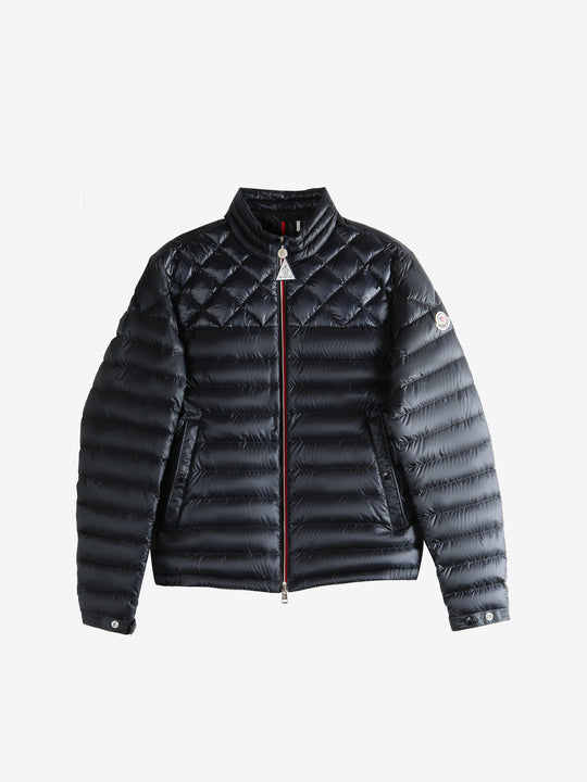 Black jacket,front view